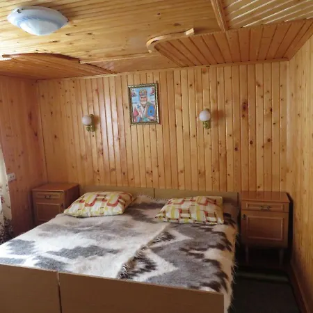 Holiday home Tihiy Dvor Mykulychyn
