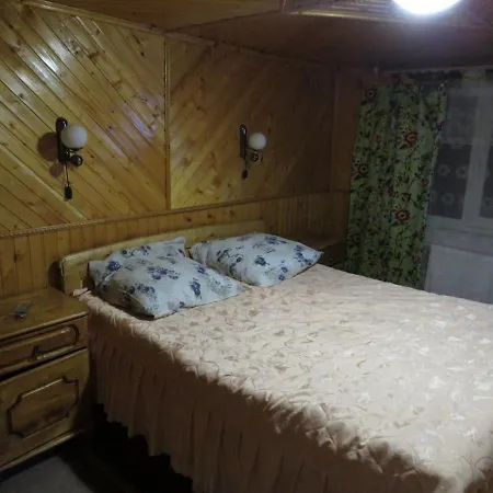 Tihiy Dvor *