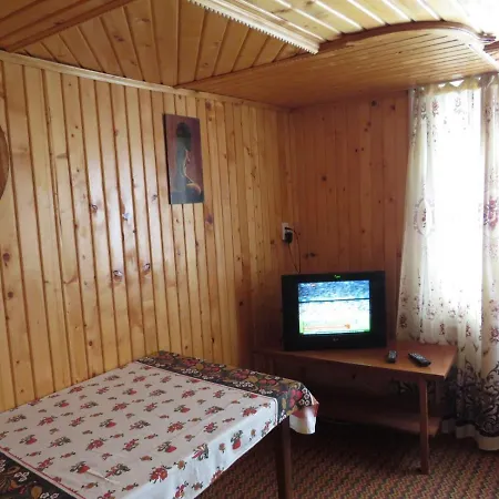 Tihiy Dvor Микуличин
